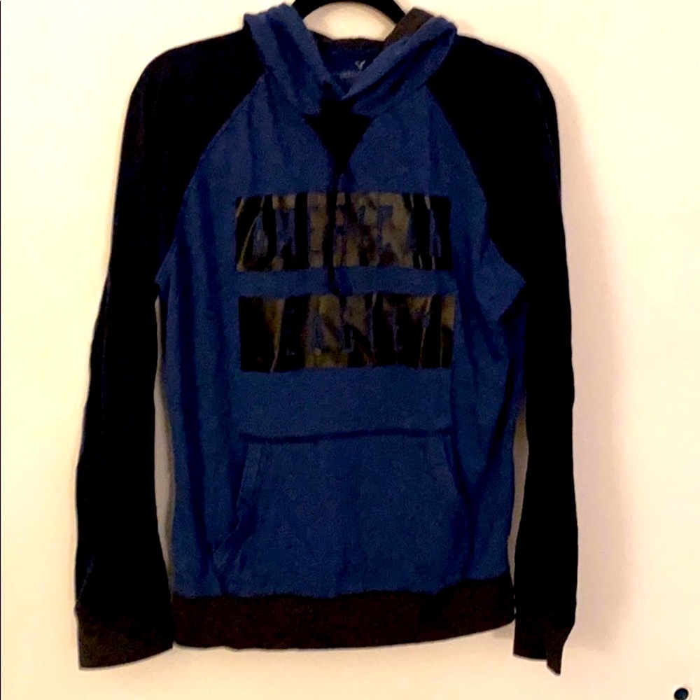 American Eagle T-shirt hoodie